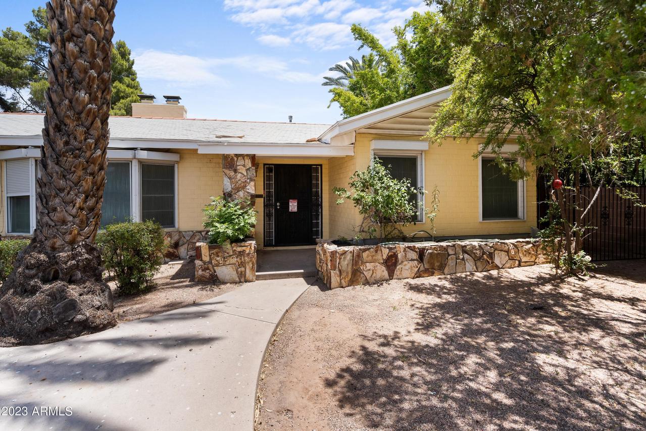 7717 N 7th Ave., Phoenix, AZ 85021