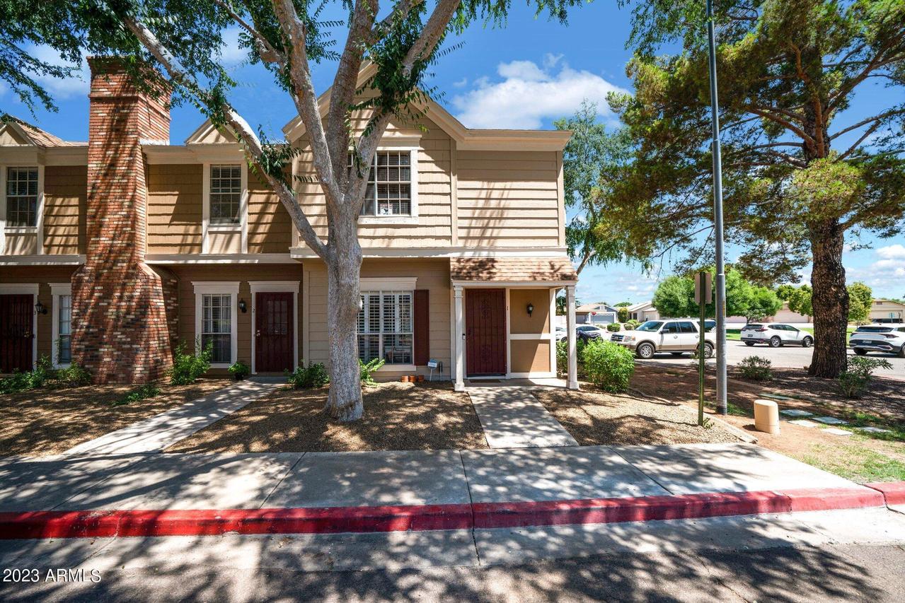 3334 W Morrow Dr. #1, Phoenix, AZ 85027