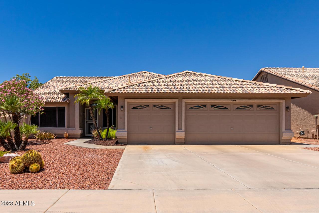 20614 N 107th Dr., Sun City, AZ 85373