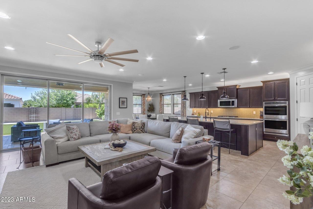 10701 E Kinetic Dr., Mesa, AZ 85212