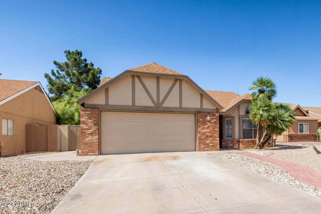 4820 W Mcrae Way, Glendale, AZ 85308