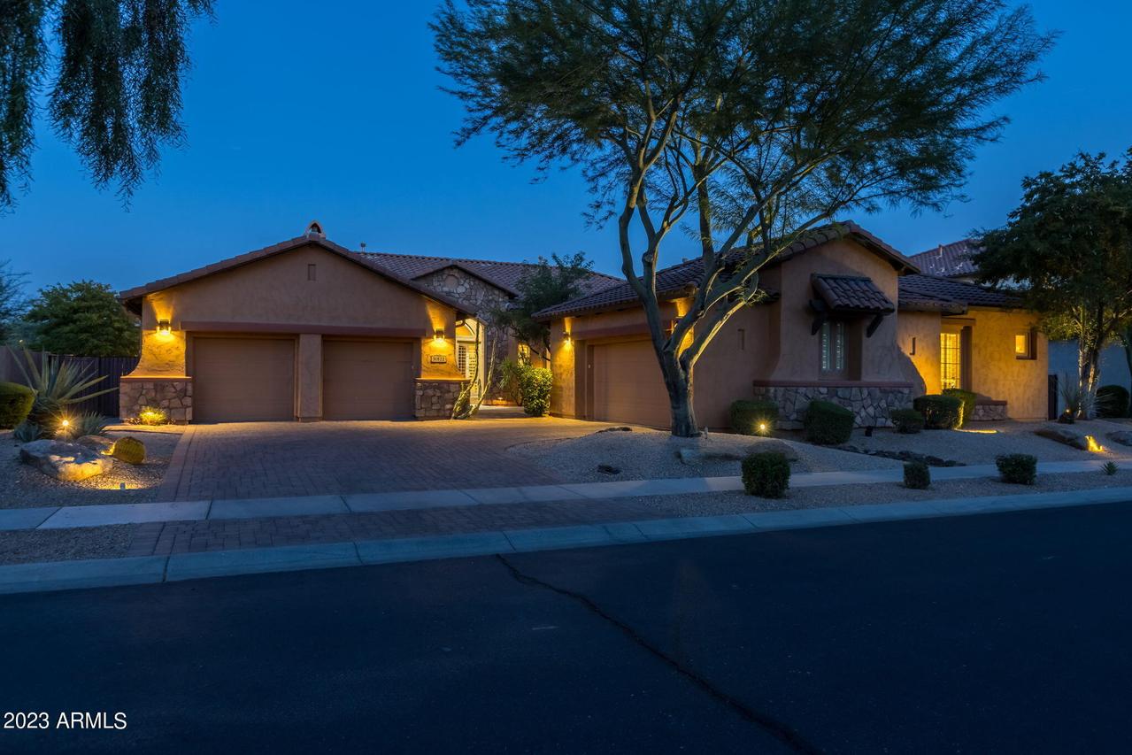 31822 N 17th Glen, Phoenix, AZ 85085