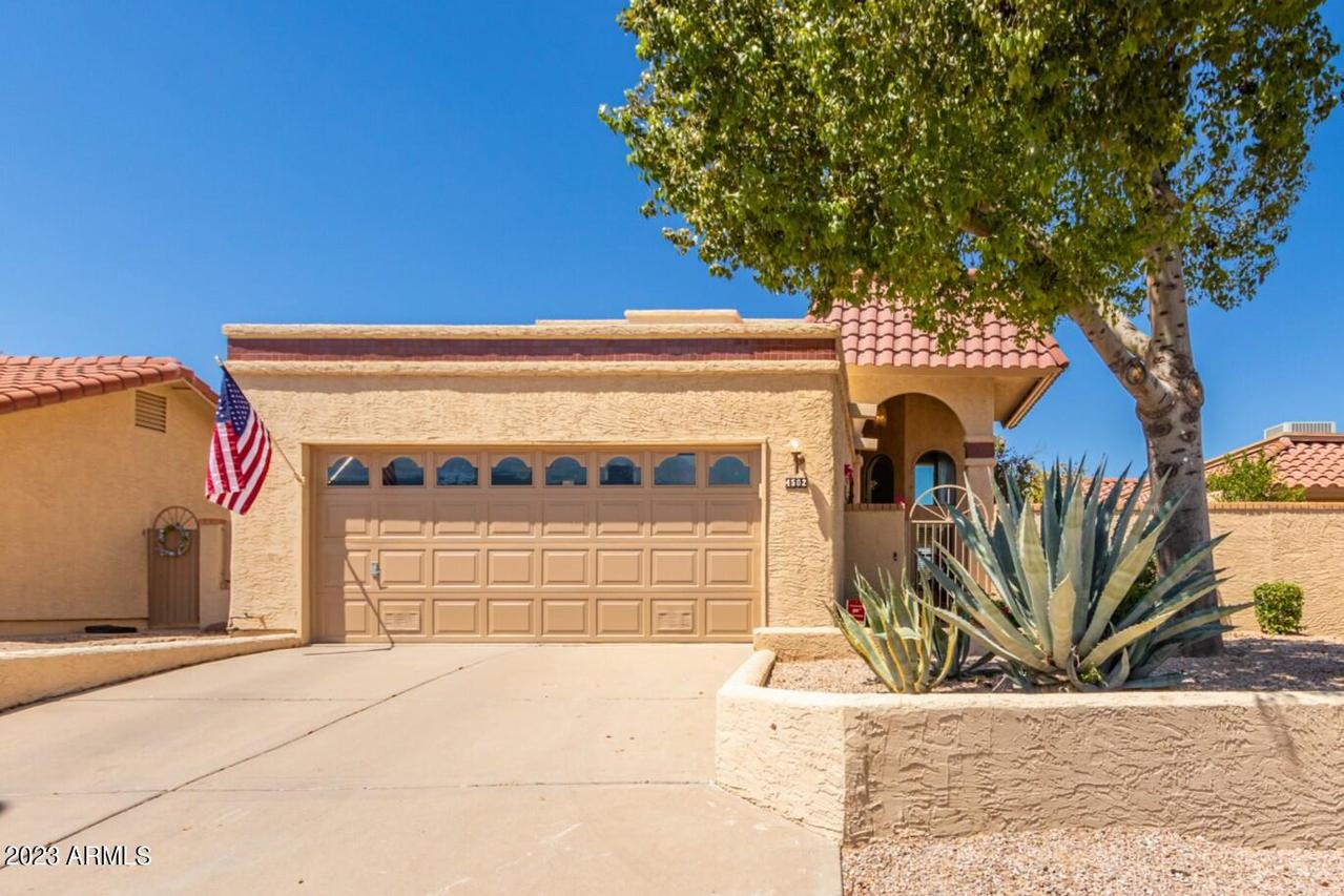 4502 E Shomi St., Phoenix, AZ 85044