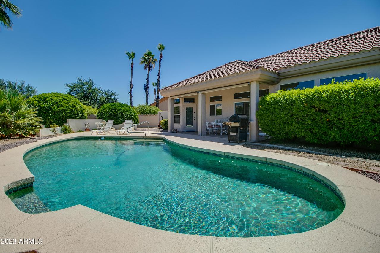 15830 W Huron Dr., Sun City West, AZ 85375