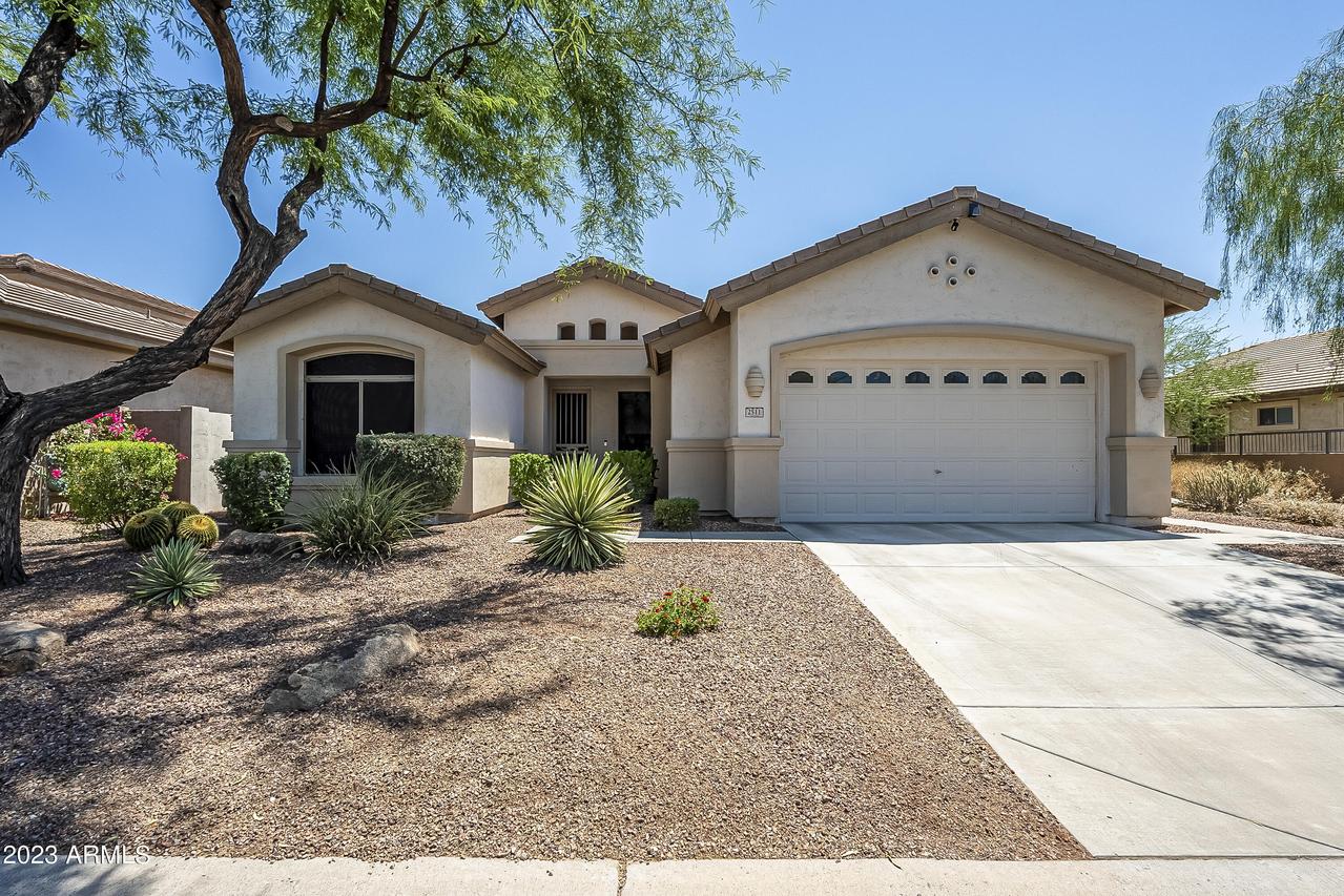 2511 N Raven, Mesa, AZ 85207