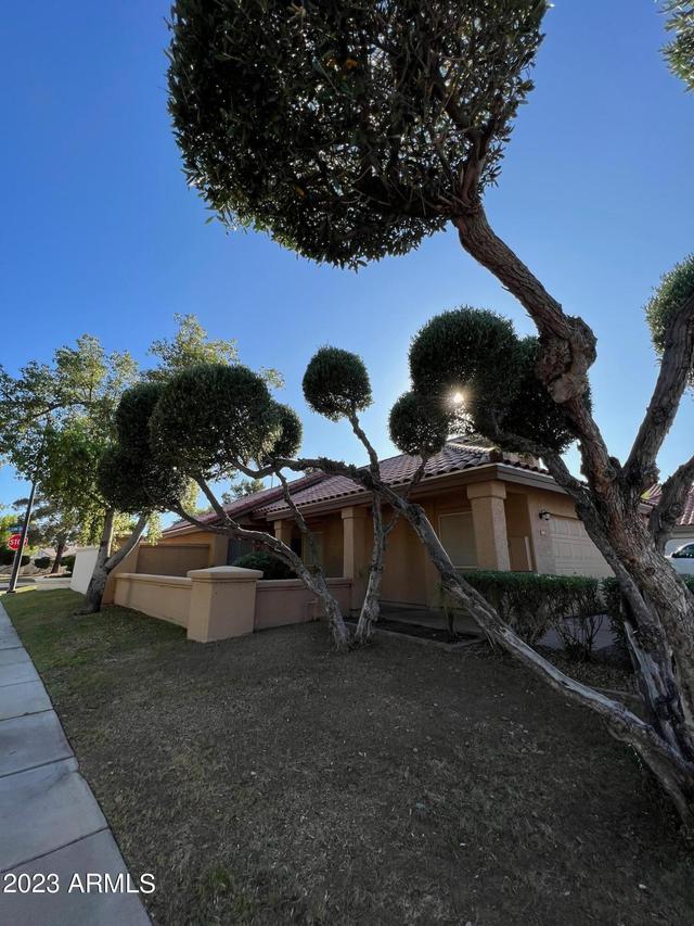 1402 N Hillsborough Dr., Gilbert, AZ 85234