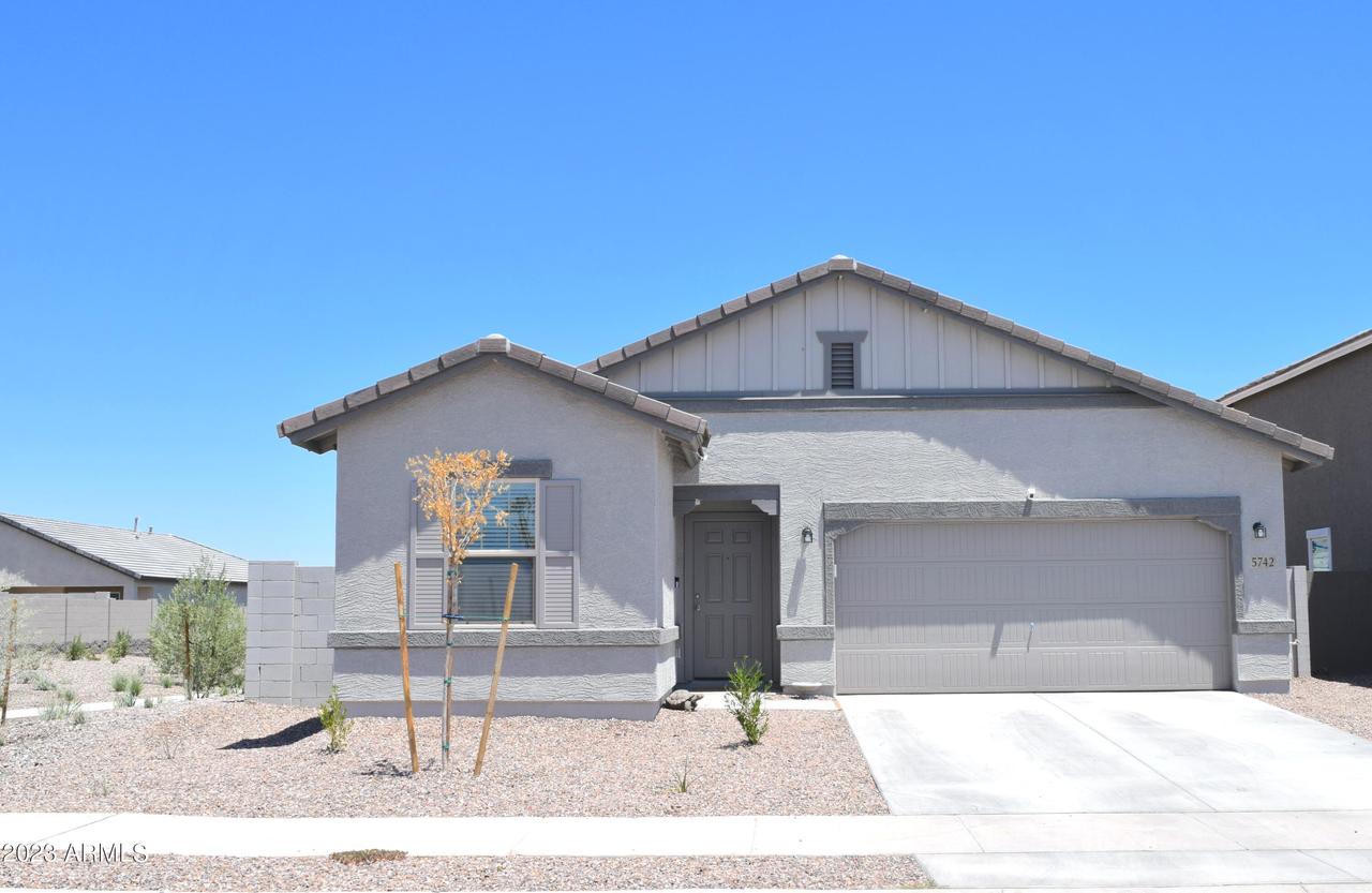 5742 W Coplen Farms Rd., Laveen, AZ 85339