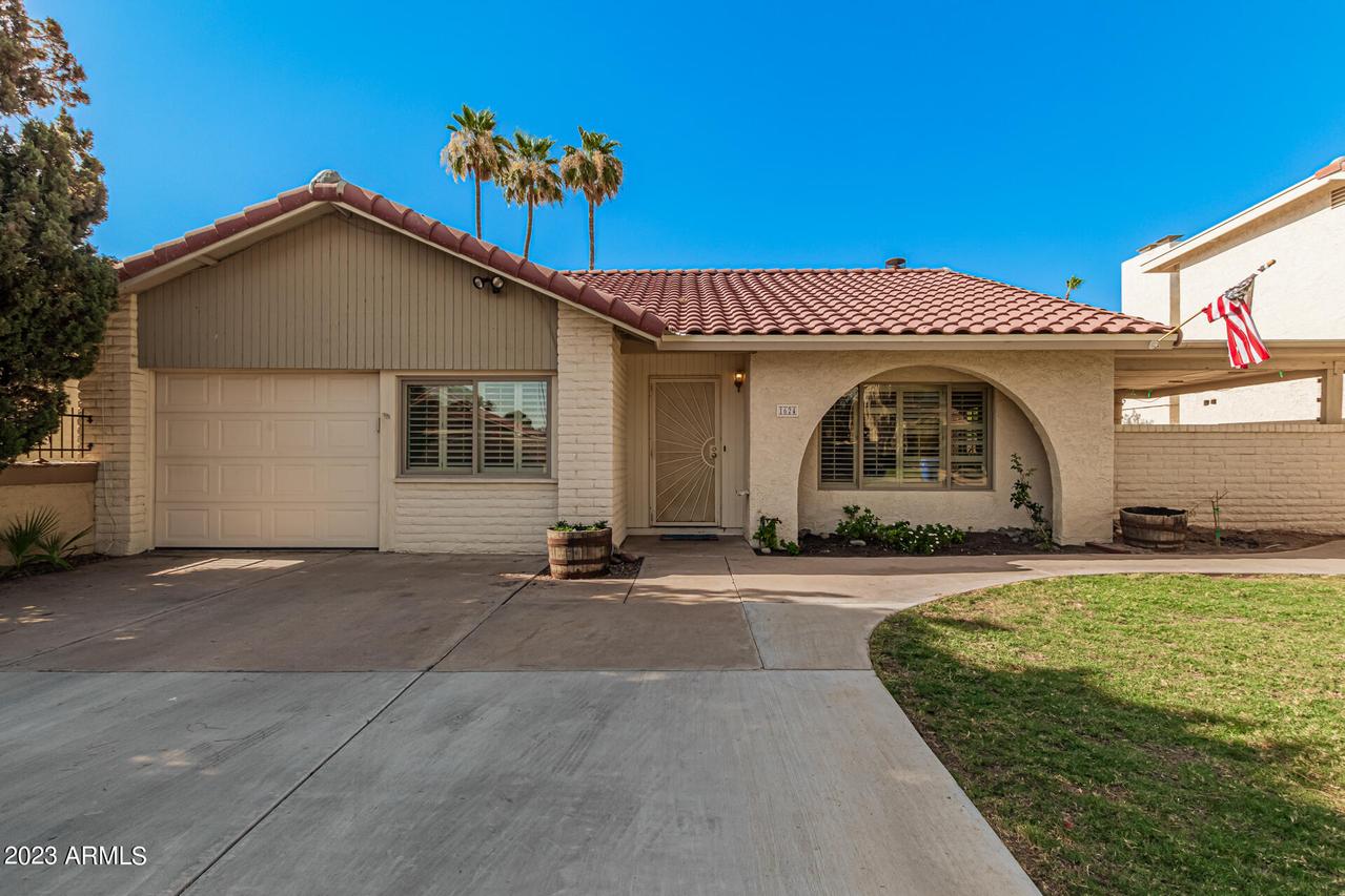 1624 E Westwind Way, Tempe, AZ 85283