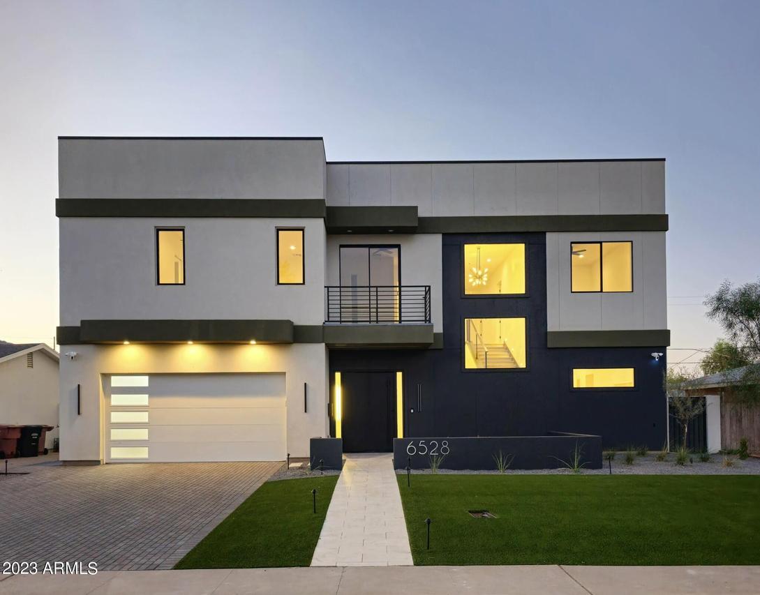 6528 E 2nd St., Scottsdale, AZ 85251