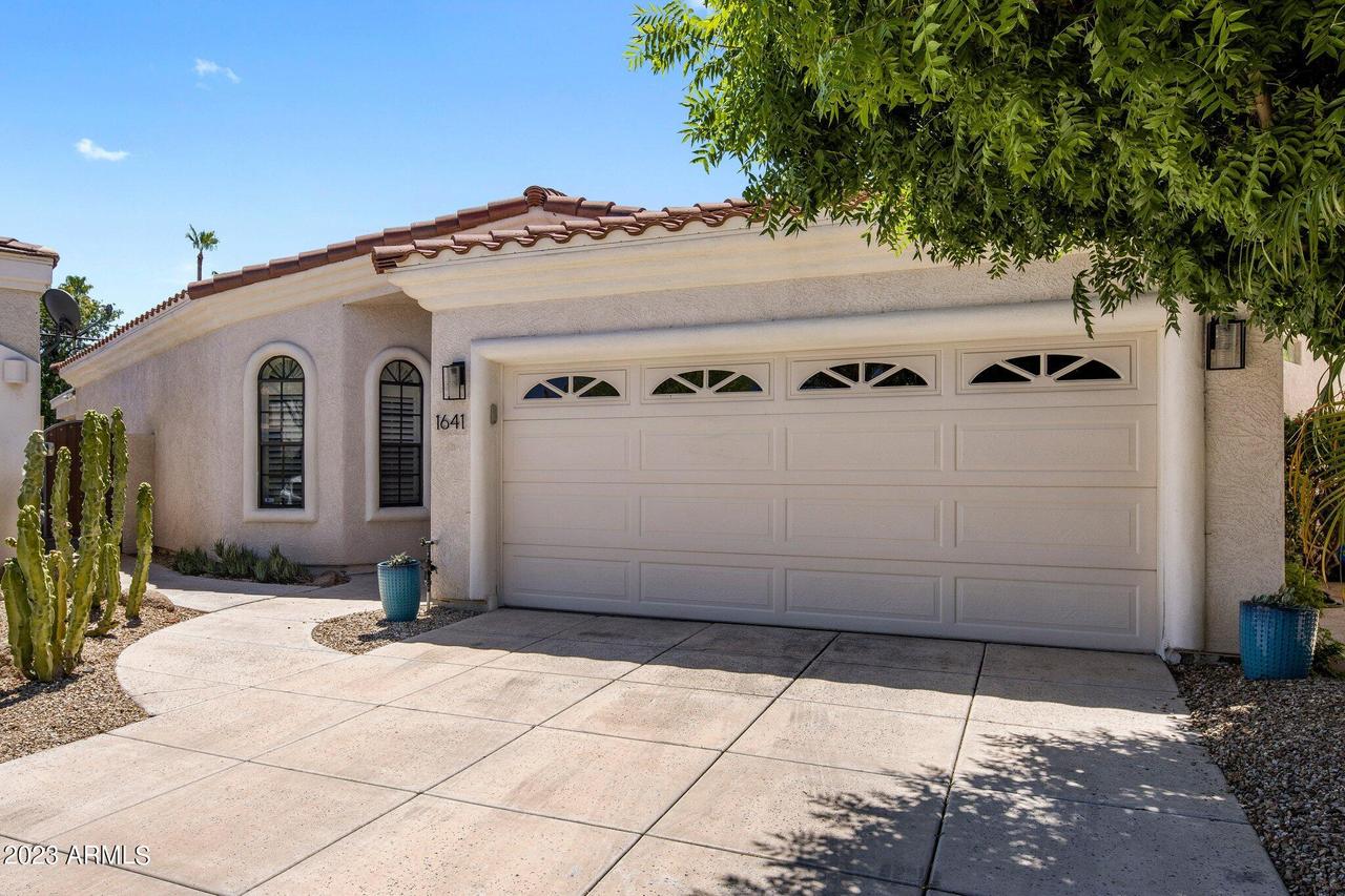 1641 E Palmaire Ave., Phoenix, AZ 85020