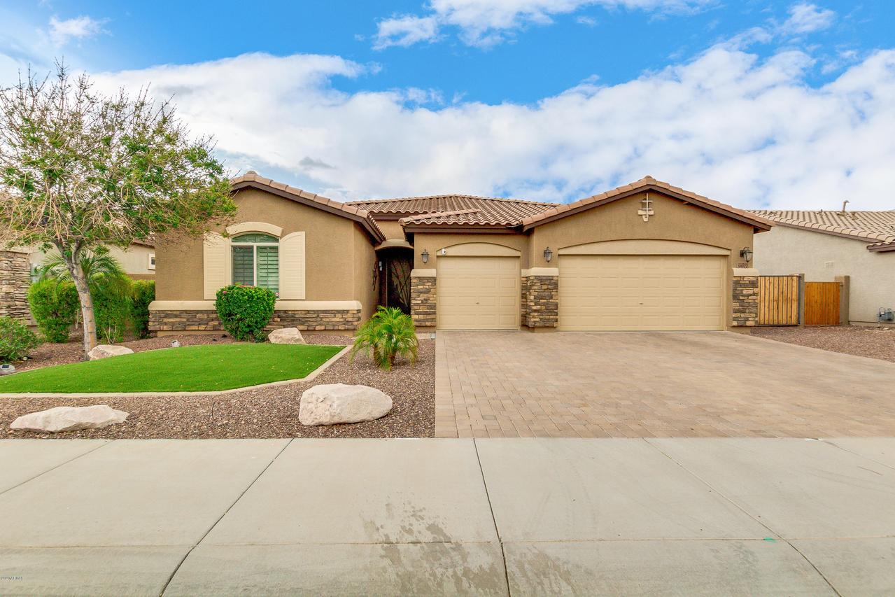 9977 W Wizard Ln., Peoria, AZ 85383