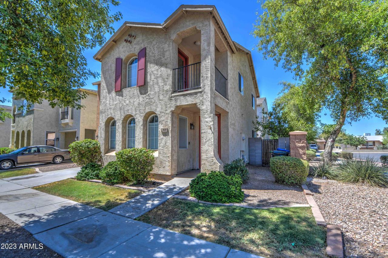 6626 W Hayes St., Phoenix, AZ 85043