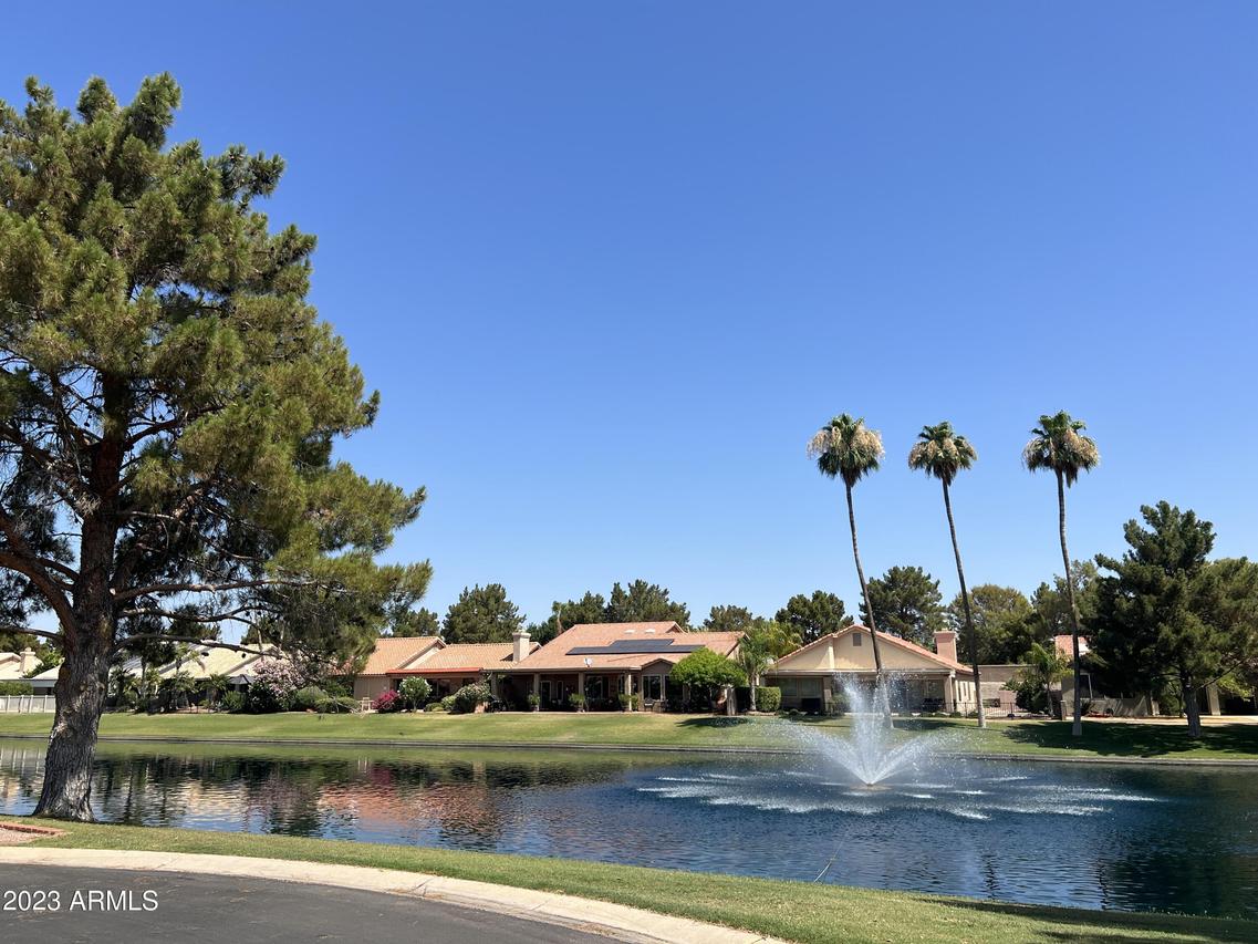 10433 E Lambert Dr., Sun Lakes, AZ 85248