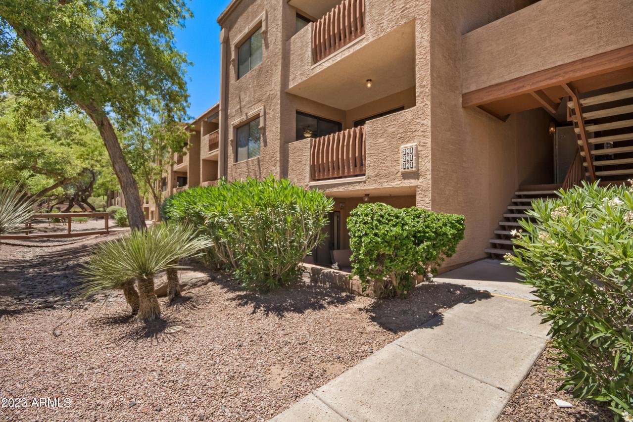 3031 N Civic Center Plz. #241, Scottsdale, AZ 85251