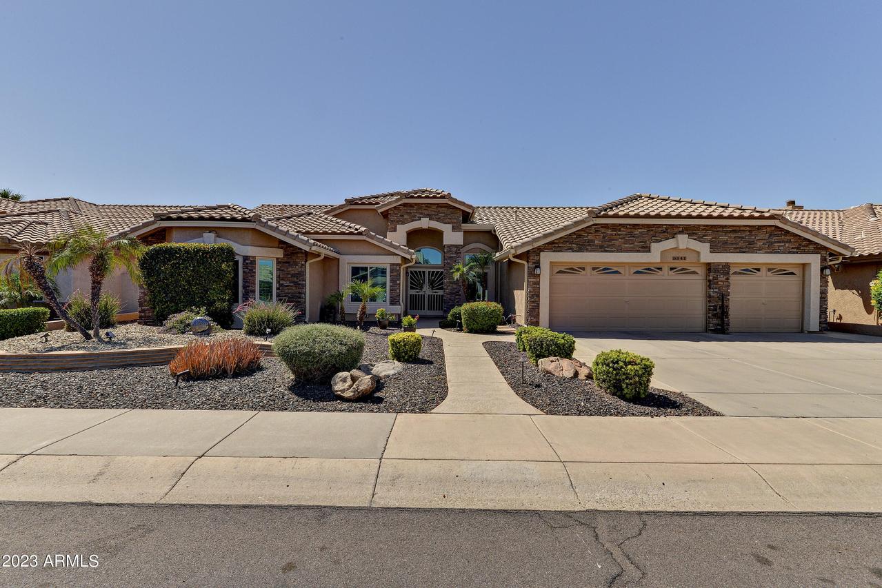8941 W Topeka Dr., Peoria, AZ 85382