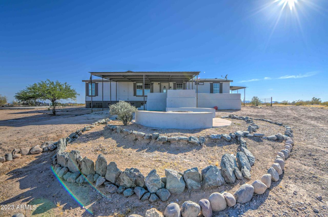 210 S 350th Ave., Tonopah, AZ 85354