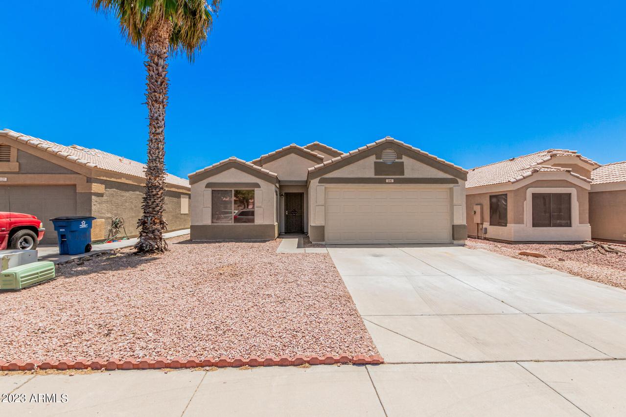 1141 W 18th Ave., Apache Junction, AZ 85220