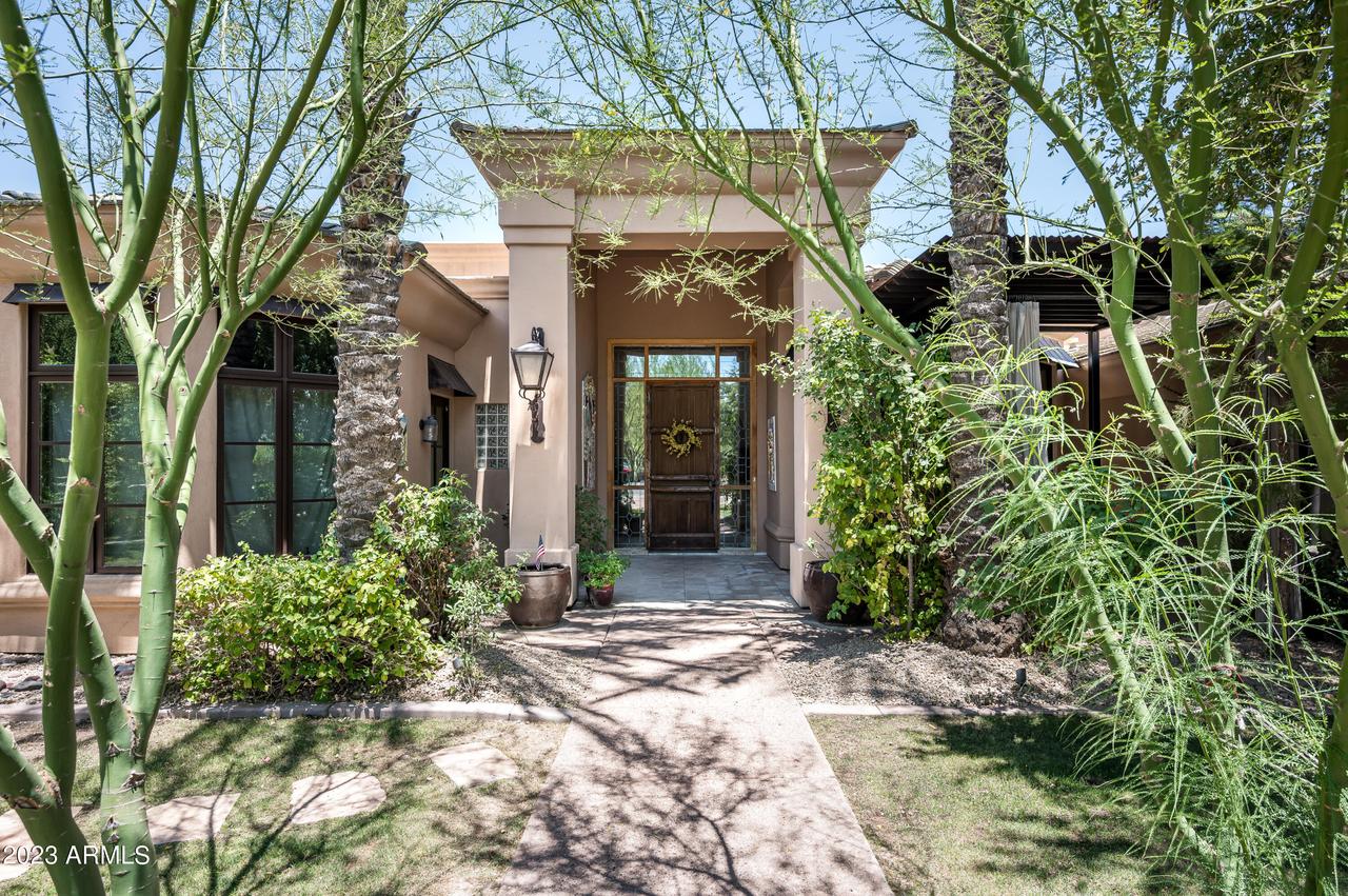 6860 E Cuarenta Ct., Paradise Valley, AZ 85253
