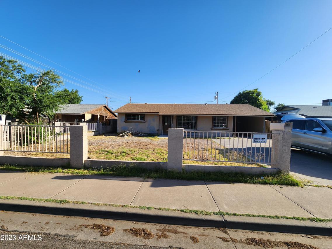 1216 E 6th Ave., Mesa, AZ 85204