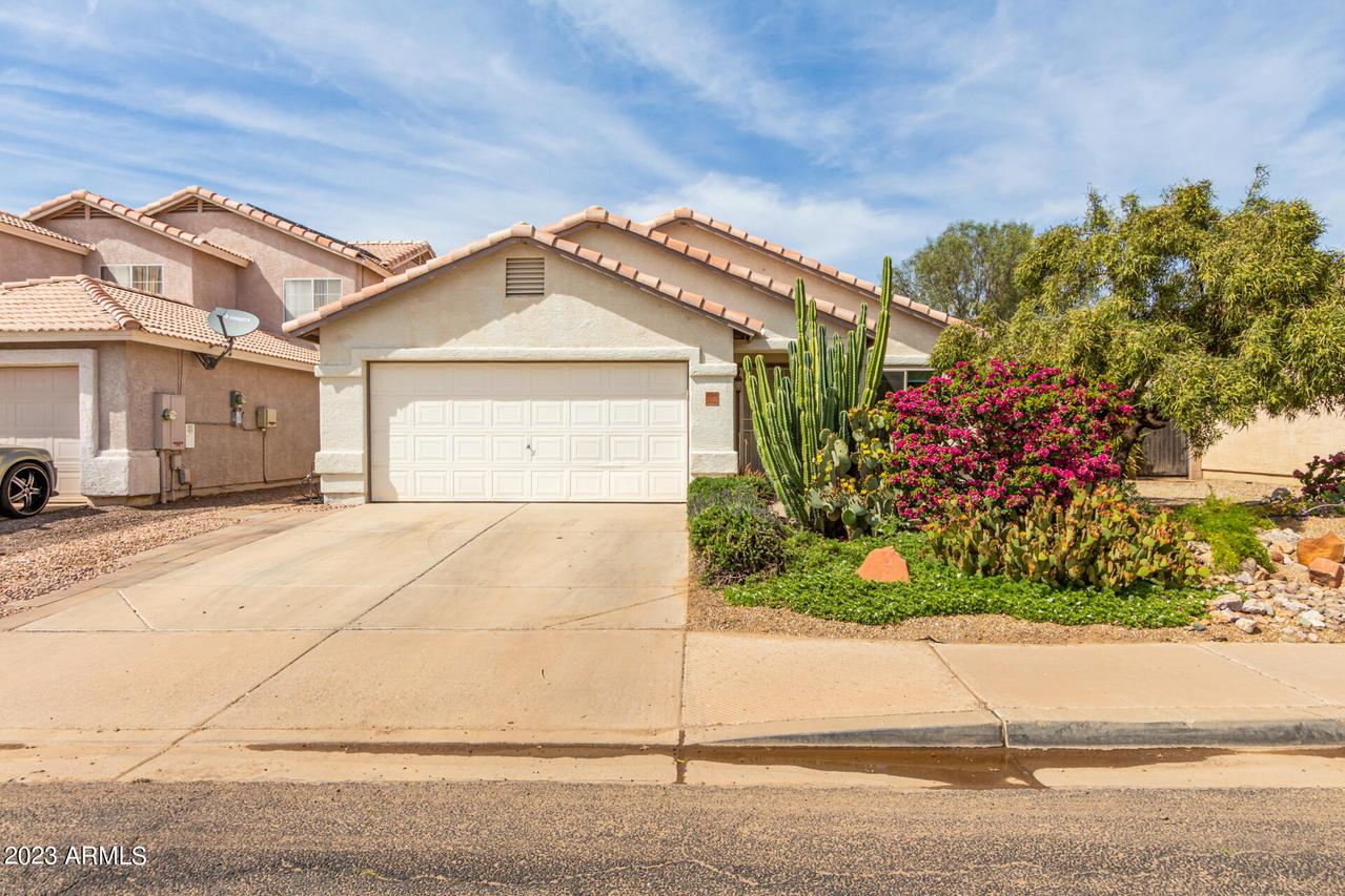 11594 W Palm Ln., Avondale, AZ 85392