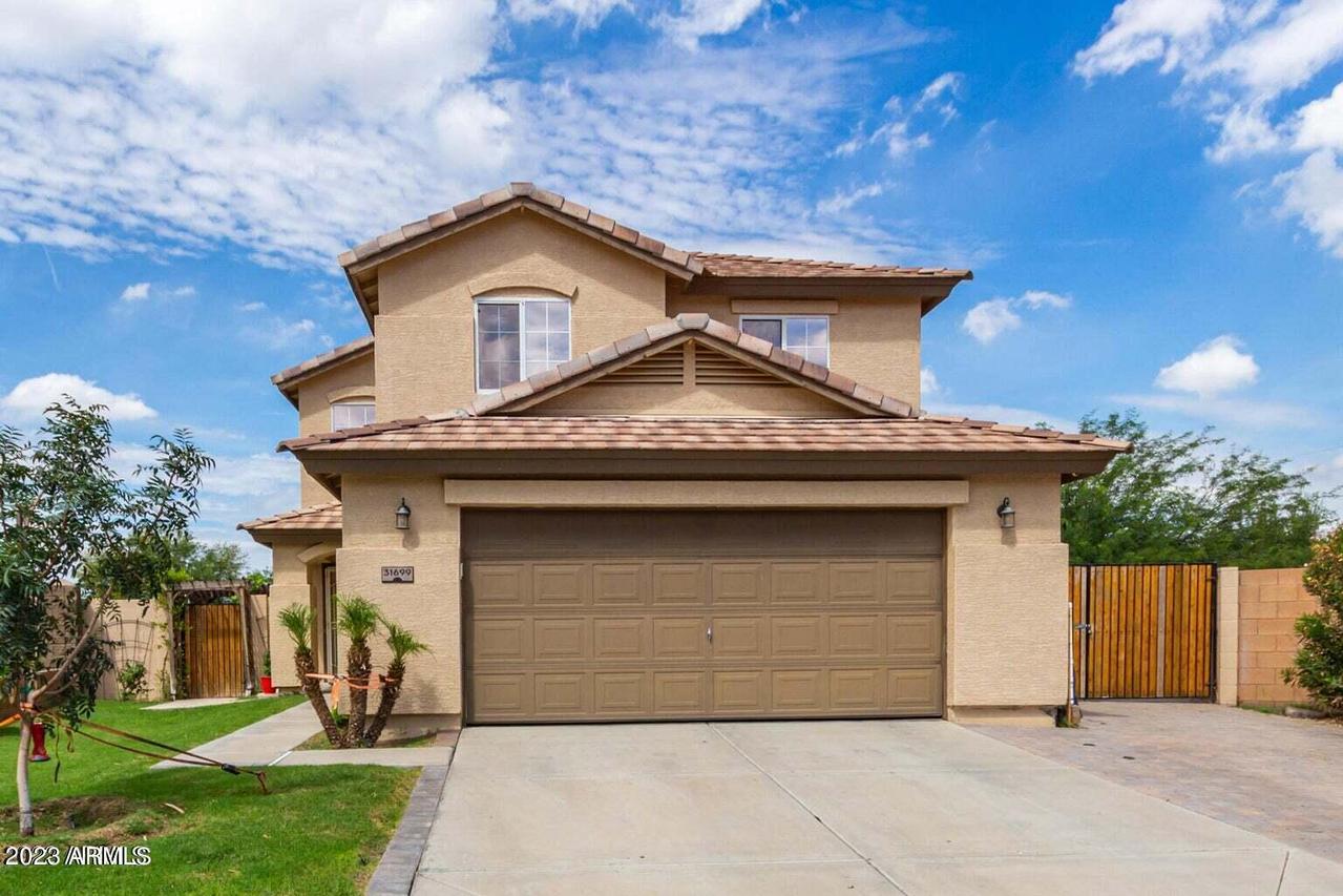 31699 N Mesquite Way, San Tan Valley, AZ 85143