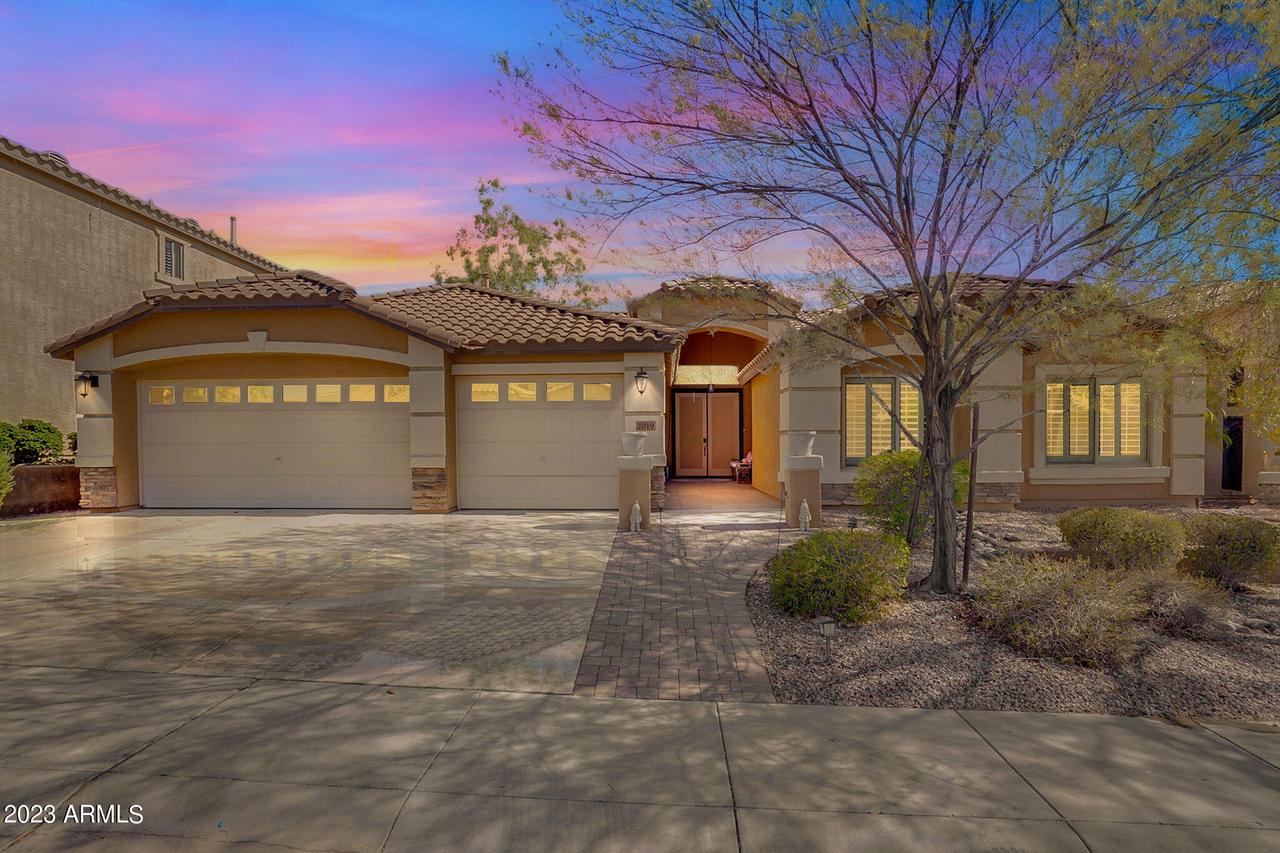 2019 W Morning Vista Ln., Phoenix, AZ 85085