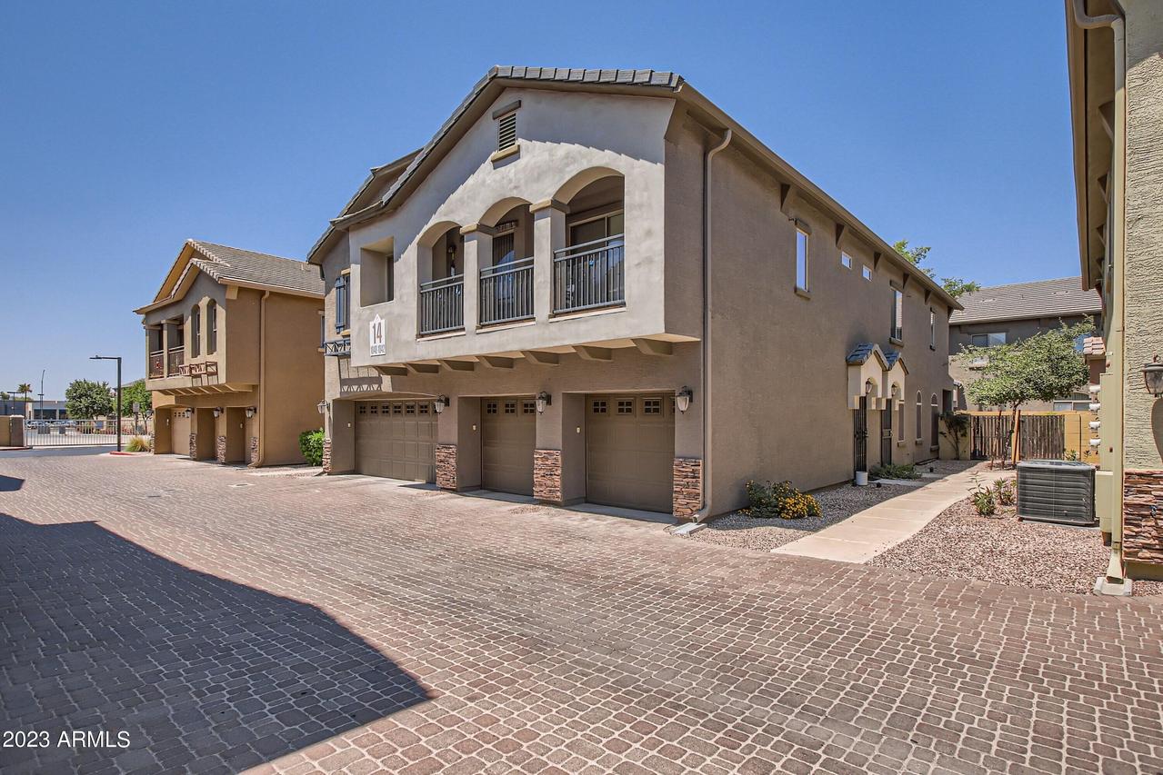 2150 E Bell Rd. #1040, Phoenix, AZ 85022