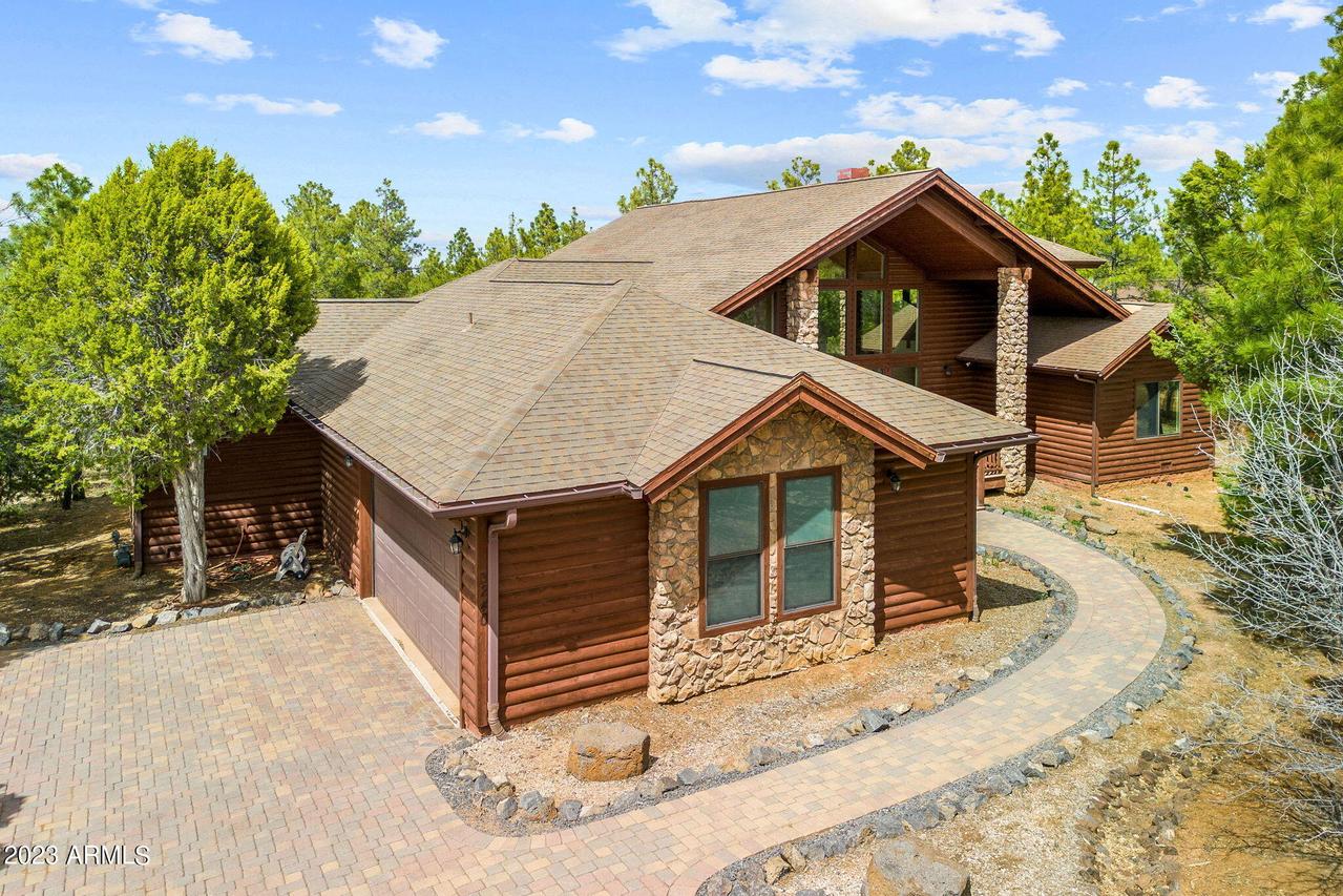 3240 W Blazingstar Rd., Show Low, AZ 85901