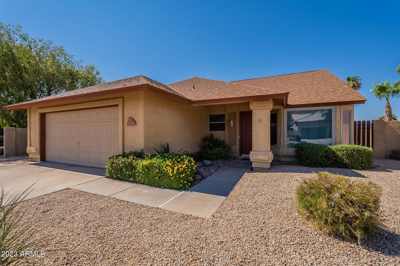 1614 E Paradise Ln., Phoenix, AZ 85022