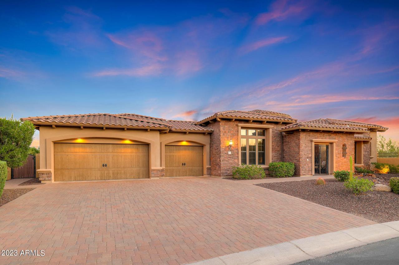 8547 E Jensen St., Mesa, AZ 85207