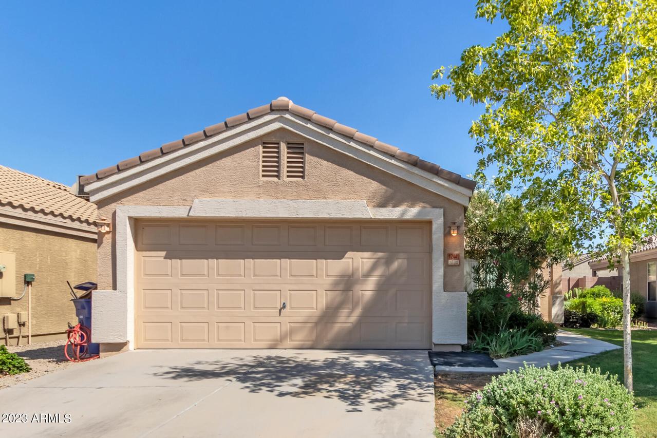 12441 W Saint Moritz Ln., El Mirage, AZ 85335
