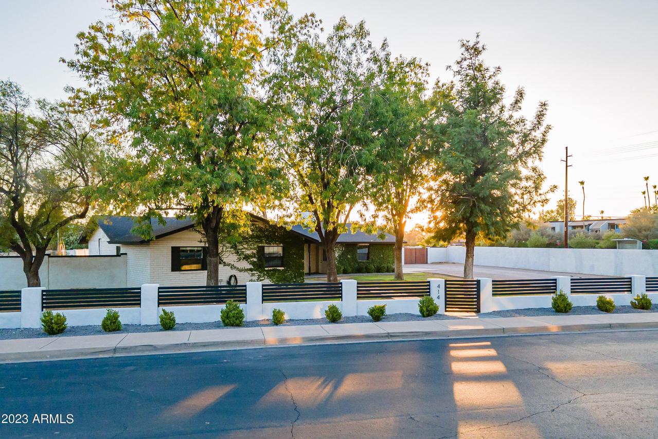 414 S 31st St., Mesa, AZ 85204