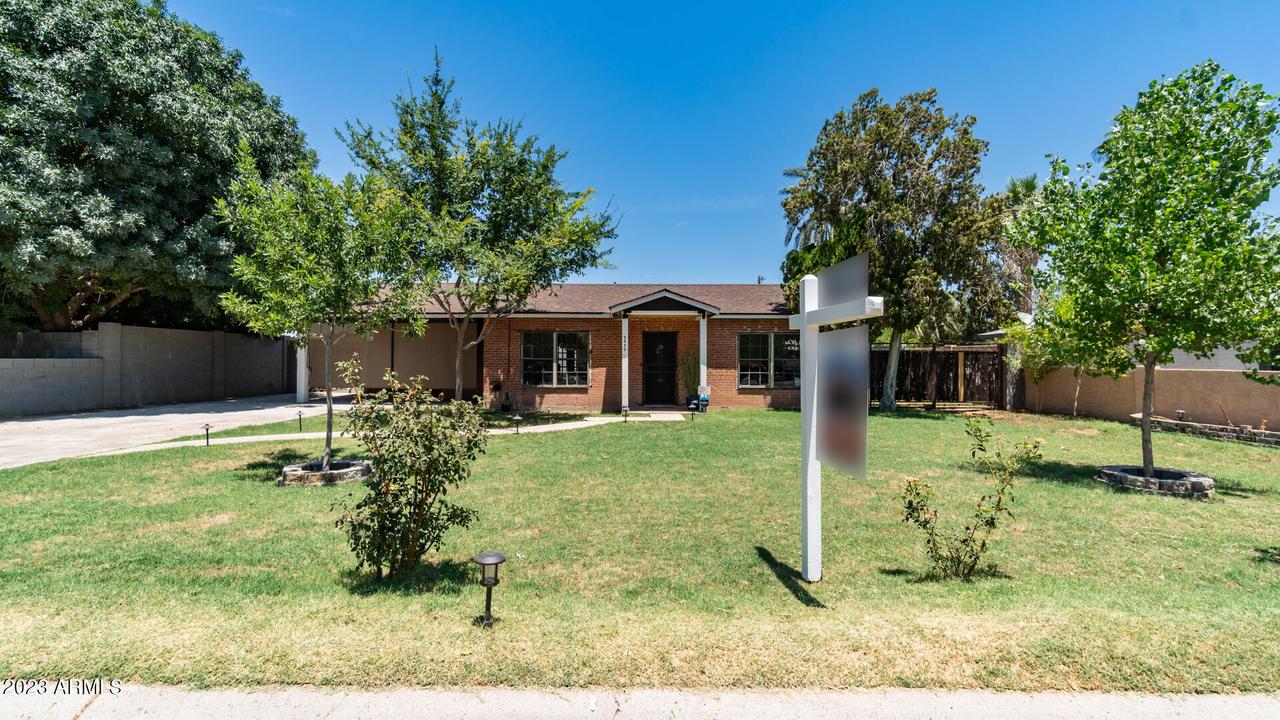 2420 W Luke Ave., Phoenix, AZ 85015