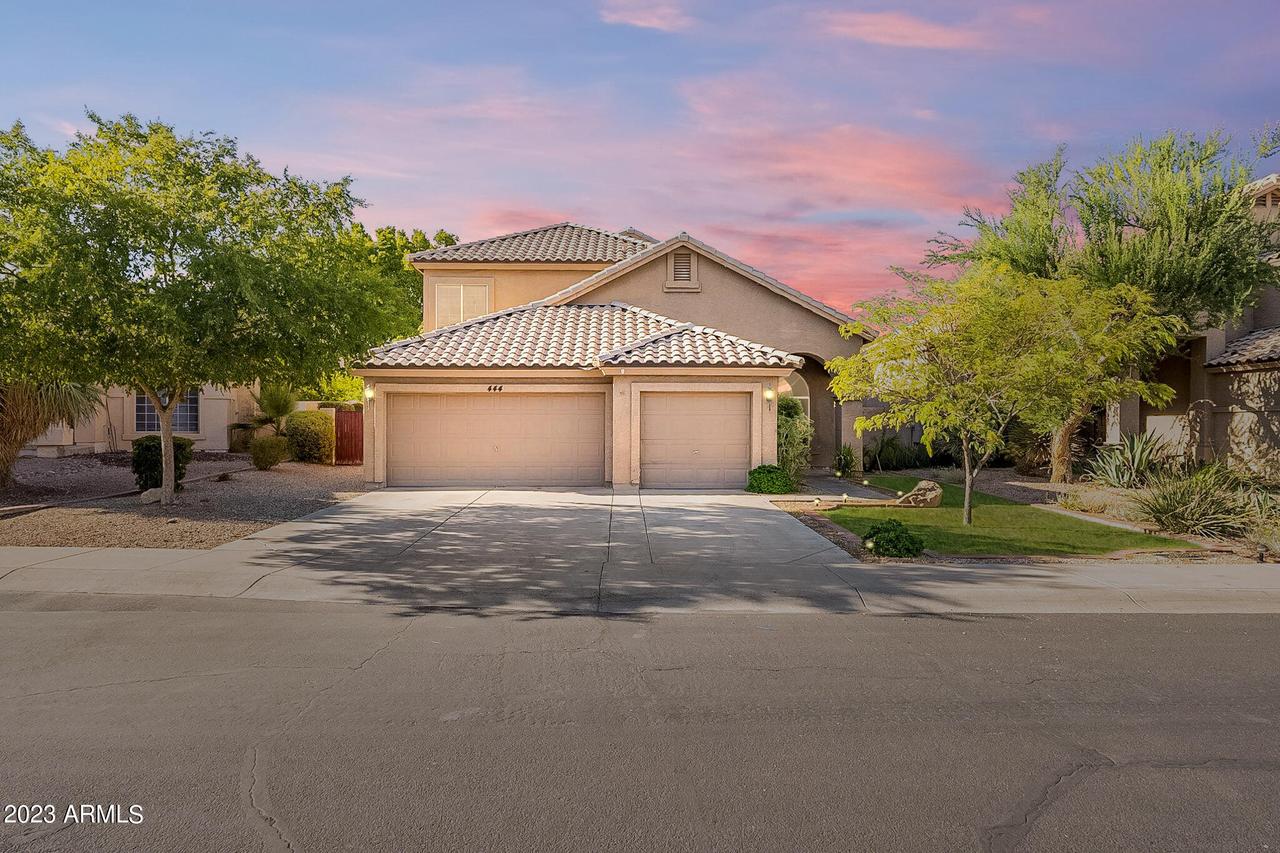 444 W Calle De Caballos, Tempe, AZ 85284
