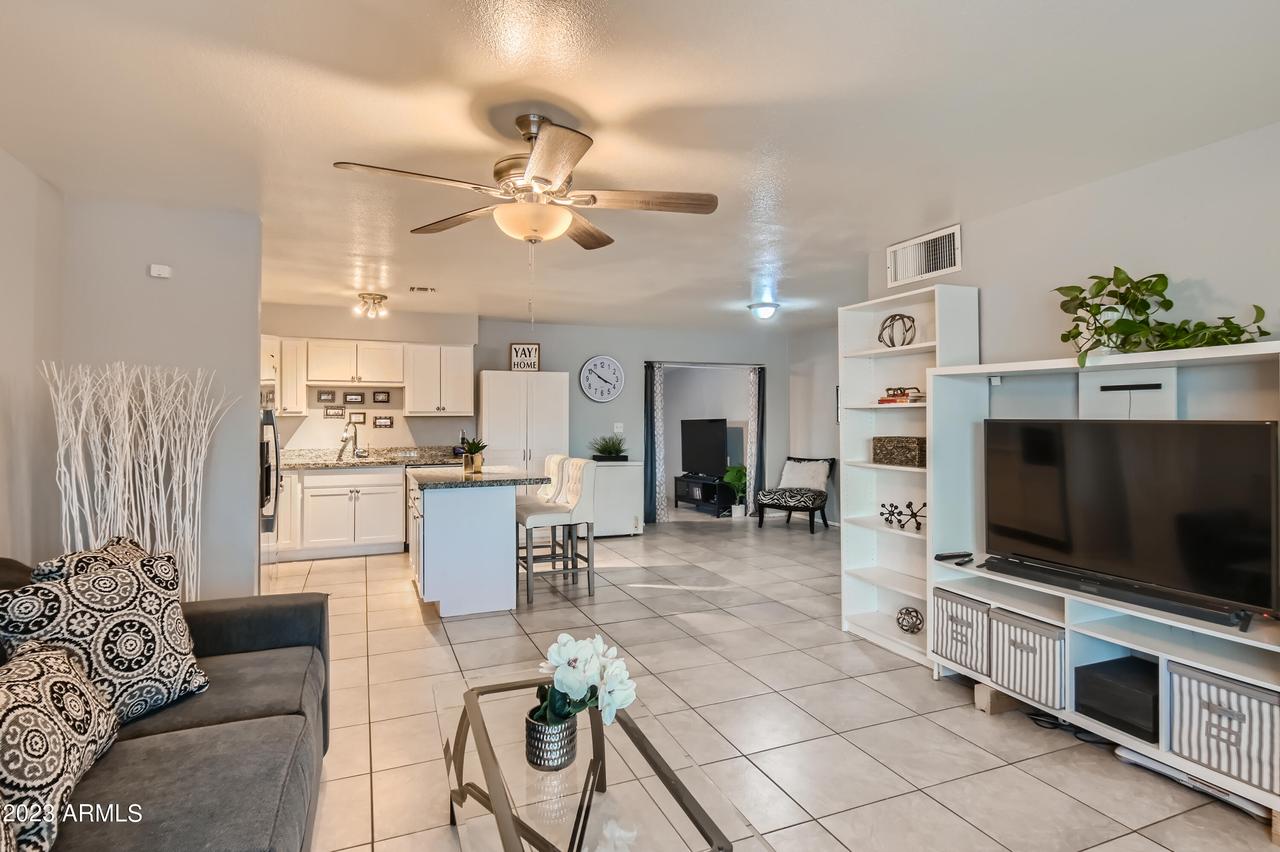 3629 W Lawrence Ln., Phoenix, AZ 85051