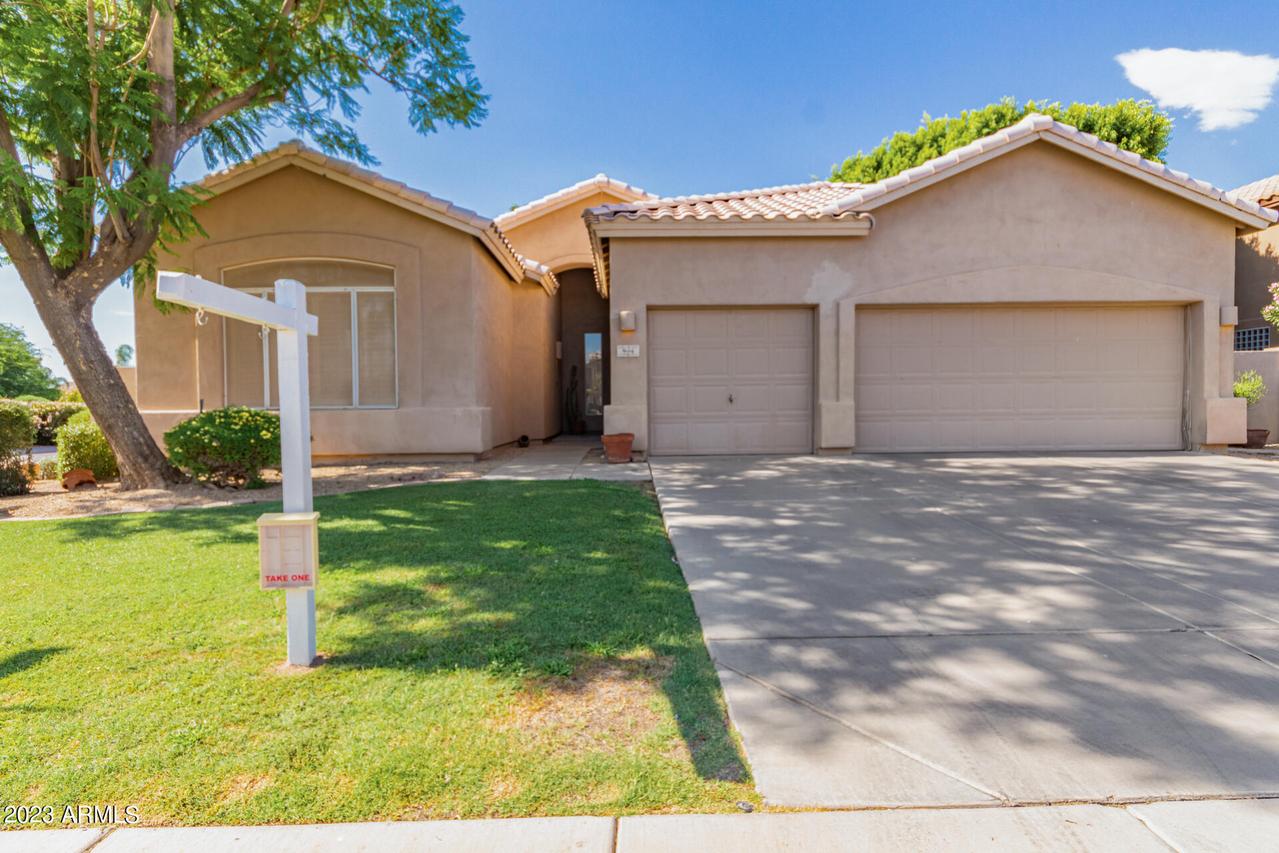 894 W Azalea Dr., Chandler, AZ 85248