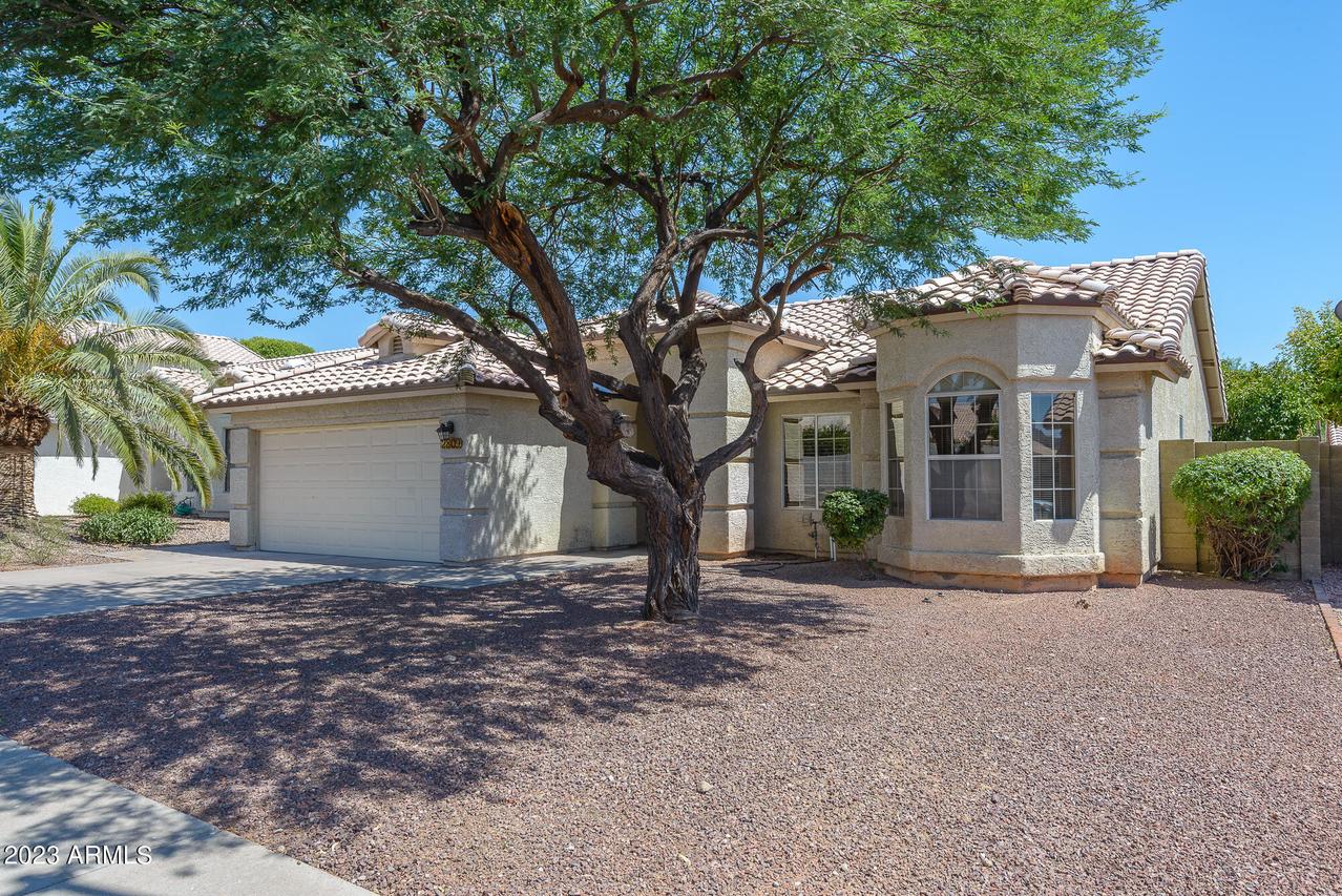 2809 E Hononegh Dr., Phoenix, AZ 85050