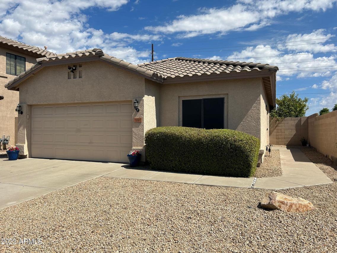 8910 W Shaw Butte Dr., Peoria, AZ 85345