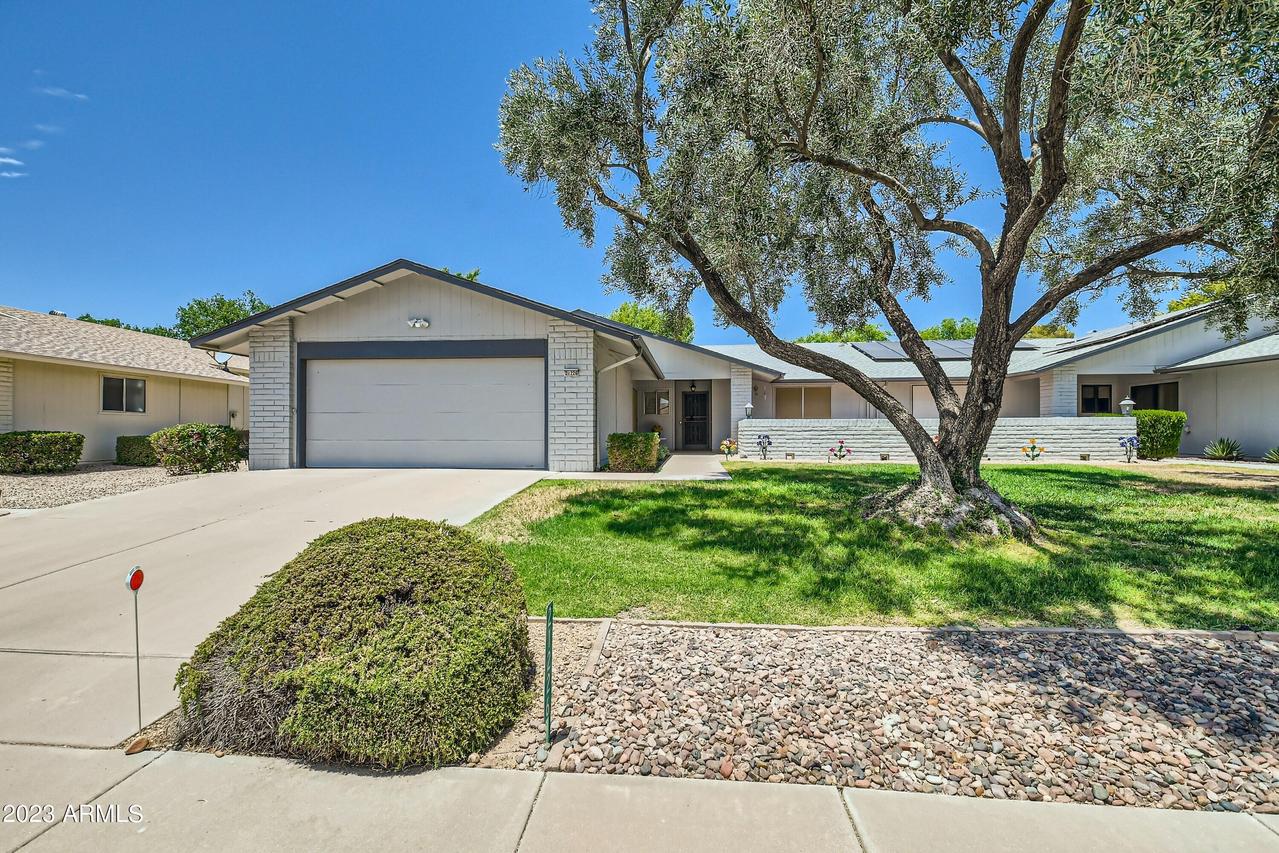 21226 N Aurora Dr., Sun City West, AZ 85375