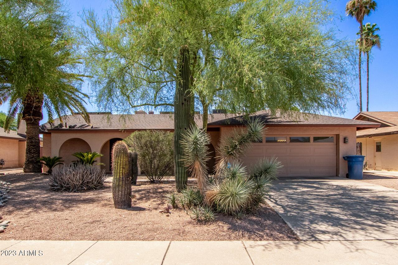 2515 E Del Rio Dr., Tempe, AZ 85282
