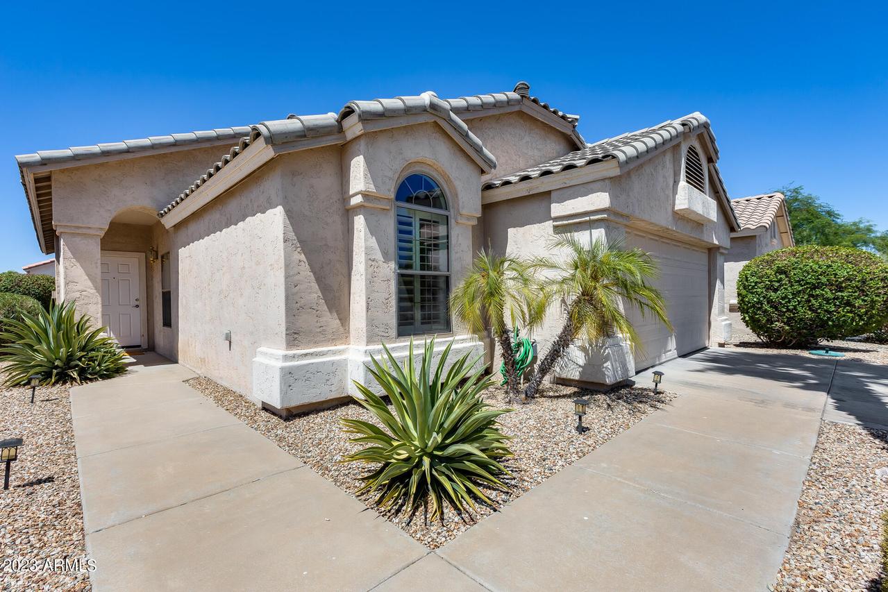 18066 W Addie Ln., Surprise, AZ 85374