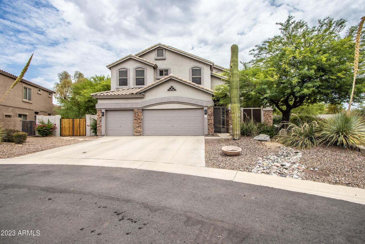 7754 E Regina Cir., Mesa, AZ 85207