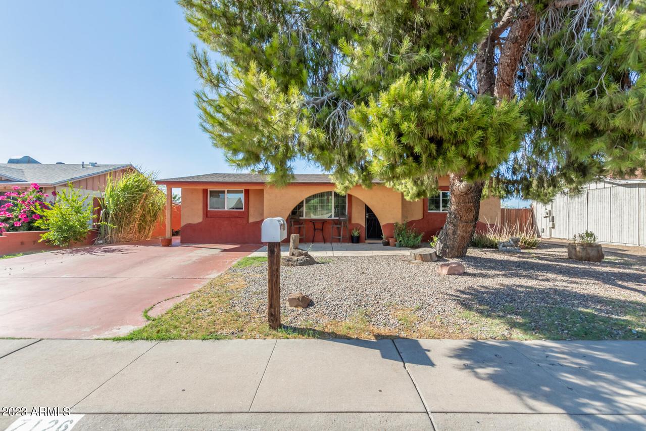 7126 W Vernon Ave., Phoenix, AZ 85035