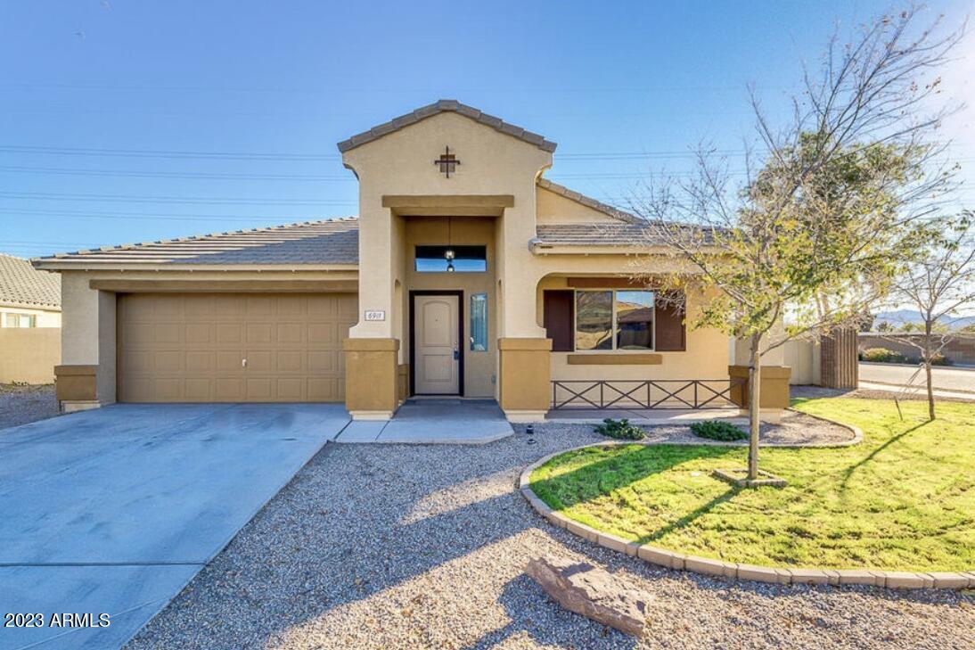 6911 W Trumbull Rd., Phoenix, AZ 85043