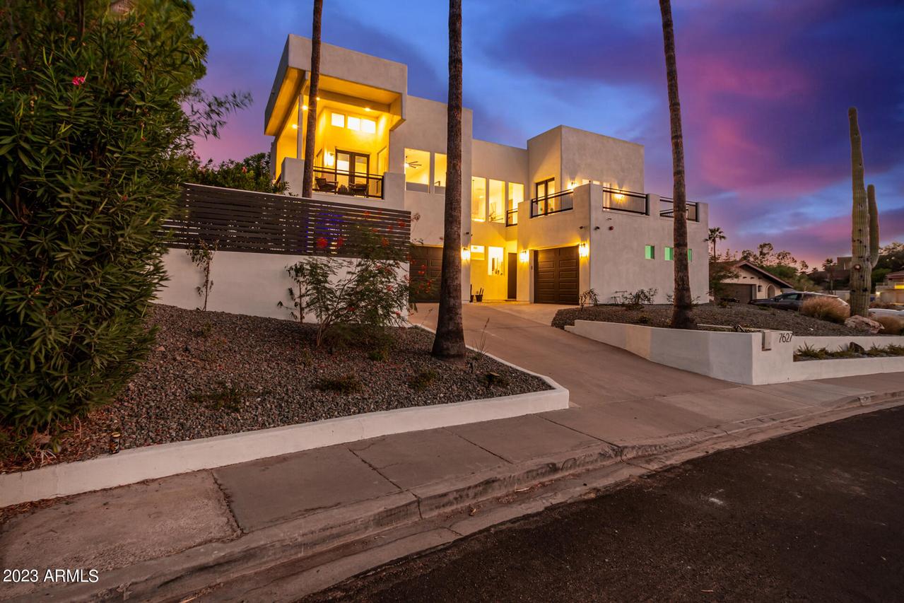 7627 N 22nd St., Phoenix, AZ 85020