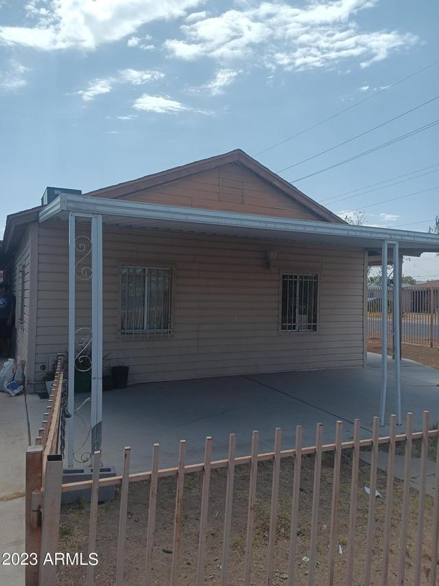 4041 S 17th St., Phoenix, AZ 85040