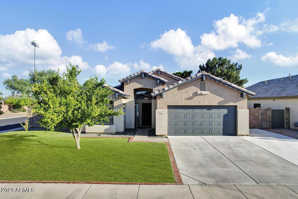 5421 W Villa Theresa Dr., Glendale, AZ 85308