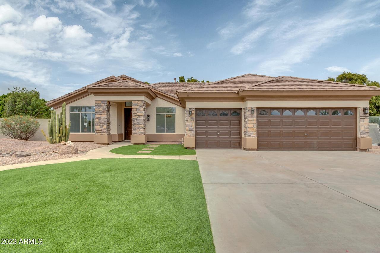 942 N Orlando, Mesa, AZ 85205