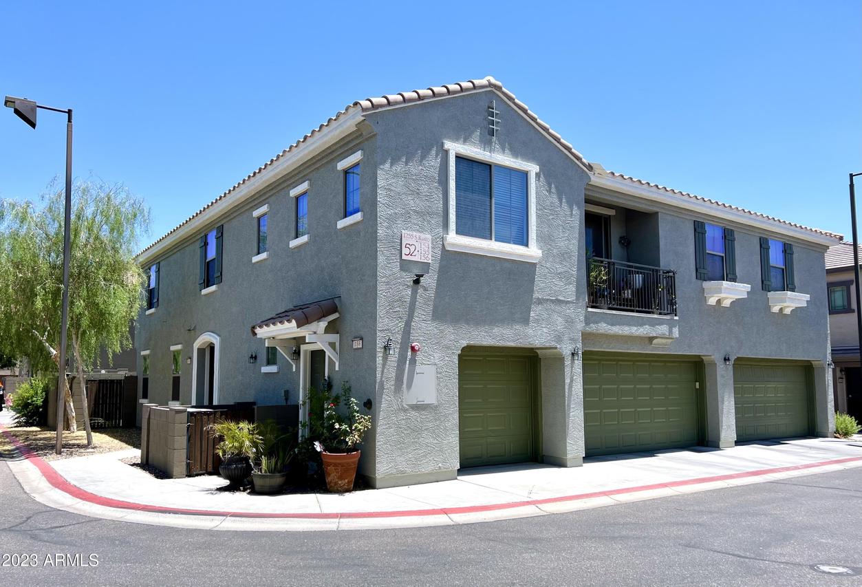 1255 S Rialto #155, Mesa, AZ 85209