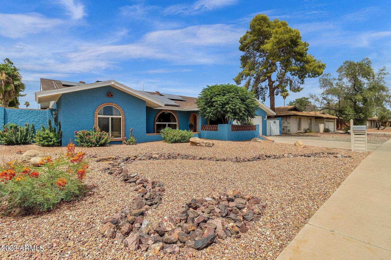 4002 W Rue De Lamour Ave., Phoenix, AZ 85029